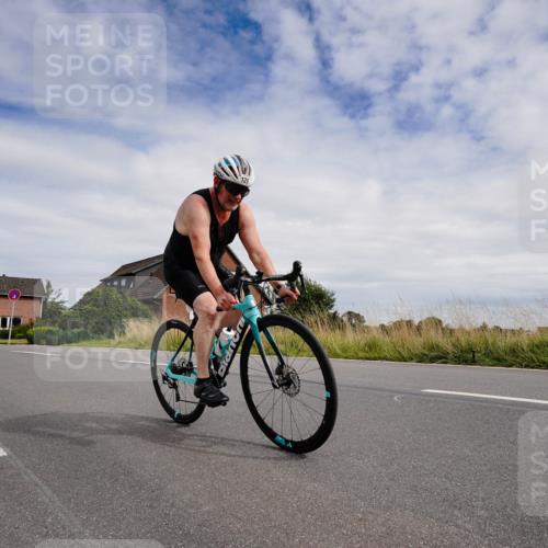 31.08.2025 - Elbe Triathlon Hamburg Michael Burmester http://msf.ph/oto/8660513 31.08.2025 15:22:46 Radfahren  meine-sportfotos.de