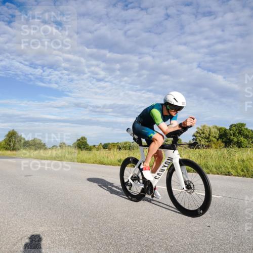 31.08.2025 - Elbe Triathlon Hamburg Michael Burmester http://msf.ph/oto/8660519 31.08.2025 08:39:43 Radfahren 220, 242 meine-sportfotos.de