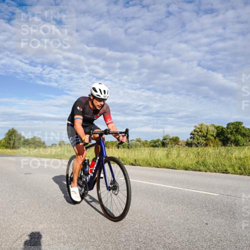 31.08.2025 - Elbe Triathlon Hamburg Michael Burmester http://msf.ph/oto/8660528 31.08.2025 08:40:01 Radfahren 167 meine-sportfotos.de