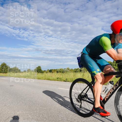 31.08.2025 - Elbe Triathlon Hamburg Michael Burmester http://msf.ph/oto/8660532 31.08.2025 08:40:50 Radfahren 189, 219 meine-sportfotos.de