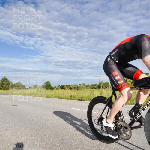 31.08.2025 - Elbe Triathlon Hamburg Michael Burmester http://msf.ph/oto/8660538 31.08.2025 08:41:08 Radfahren 211 meine-sportfotos.de