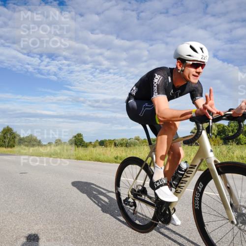 31.08.2025 - Elbe Triathlon Hamburg Michael Burmester http://msf.ph/oto/8660545 31.08.2025 08:41:44 Radfahren 227 meine-sportfotos.de