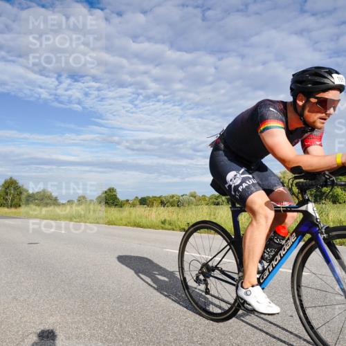31.08.2025 - Elbe Triathlon Hamburg Michael Burmester http://msf.ph/oto/8660552 31.08.2025 08:42:25 Radfahren 166 meine-sportfotos.de