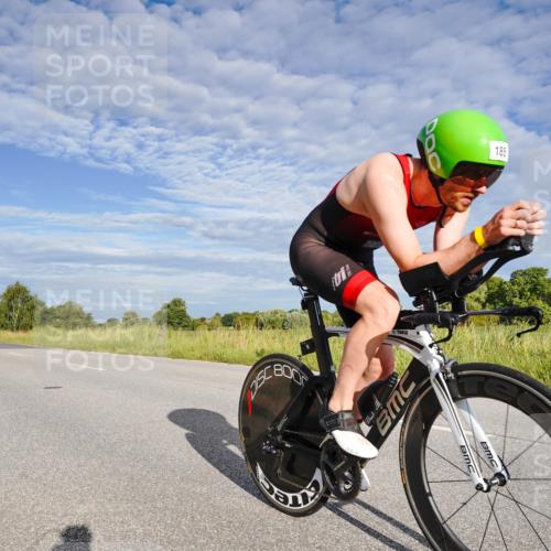 31.08.2025 - Elbe Triathlon Hamburg Michael Burmester http://msf.ph/oto/8660560 31.08.2025 08:43:02 Radfahren 185 meine-sportfotos.de