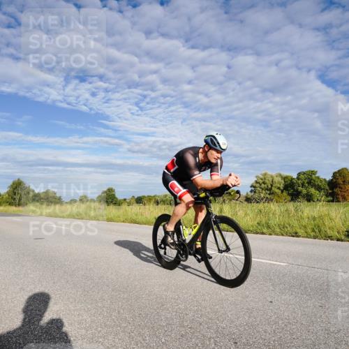 31.08.2025 - Elbe Triathlon Hamburg Michael Burmester http://msf.ph/oto/8660580 31.08.2025 08:44:47 Radfahren 239 meine-sportfotos.de