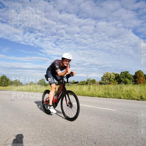 31.08.2025 - Elbe Triathlon Hamburg Michael Burmester http://msf.ph/oto/8660587 31.08.2025 08:45:22 Radfahren 168, 212 meine-sportfotos.de