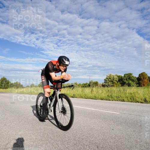 31.08.2025 - Elbe Triathlon Hamburg Michael Burmester http://msf.ph/oto/8660590 31.08.2025 08:45:27 Radfahren 212 meine-sportfotos.de