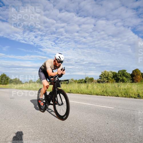 31.08.2025 - Elbe Triathlon Hamburg Michael Burmester http://msf.ph/oto/8660592 31.08.2025 08:45:40 Radfahren 197 meine-sportfotos.de
