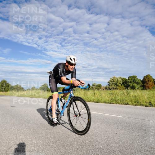 31.08.2025 - Elbe Triathlon Hamburg Michael Burmester http://msf.ph/oto/8660601 31.08.2025 08:46:38 Radfahren 233, 355 meine-sportfotos.de
