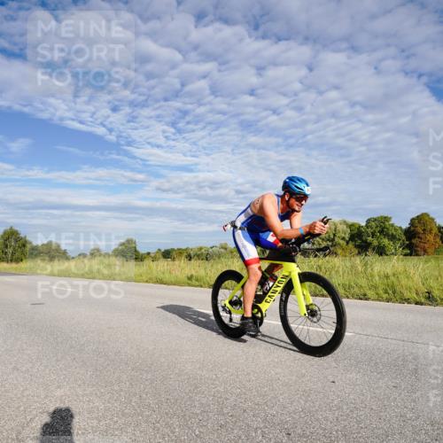 31.08.2025 - Elbe Triathlon Hamburg Michael Burmester http://msf.ph/oto/8660604 31.08.2025 08:46:43 Radfahren 355 meine-sportfotos.de