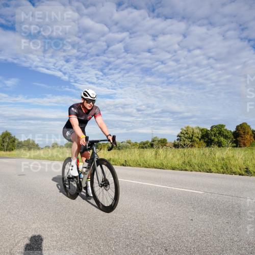 31.08.2025 - Elbe Triathlon Hamburg Michael Burmester http://msf.ph/oto/8660607 31.08.2025 08:47:18 Radfahren 184 meine-sportfotos.de