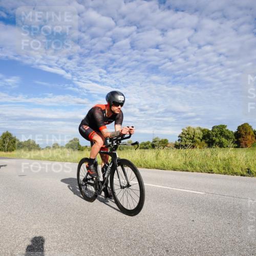 31.08.2025 - Elbe Triathlon Hamburg Michael Burmester http://msf.ph/oto/8660620 31.08.2025 08:48:13 Radfahren 170, 213, 224 meine-sportfotos.de