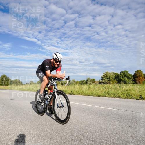 31.08.2025 - Elbe Triathlon Hamburg Michael Burmester http://msf.ph/oto/8660628 31.08.2025 08:48:28 Radfahren 183 meine-sportfotos.de