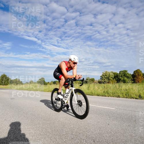 31.08.2025 - Elbe Triathlon Hamburg Michael Burmester http://msf.ph/oto/8660630 31.08.2025 08:48:50 Radfahren 194 meine-sportfotos.de