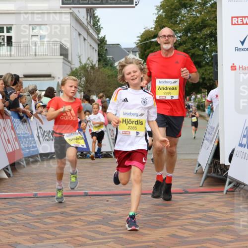 31.08.2025 - 21. Blankeneser Heldenlauf Strokosch-Dieckow http://msf.ph/oto/8660639 31.08.2025 10:25:07 Ziel 2357, 2183, 2717, 2285, 2286, 2331, 2359, 2661 meine-sportfotos.de