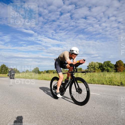 31.08.2025 - Elbe Triathlon Hamburg Michael Burmester http://msf.ph/oto/8660653 31.08.2025 08:50:18 Radfahren 190, 205, 380 meine-sportfotos.de