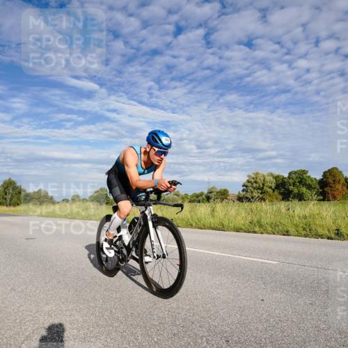 31.08.2025 - Elbe Triathlon Hamburg Michael Burmester http://msf.ph/oto/8660665 31.08.2025 08:51:10 Radfahren 382 meine-sportfotos.de