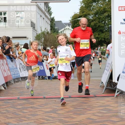 31.08.2025 - 21. Blankeneser Heldenlauf Strokosch-Dieckow http://msf.ph/oto/8660672 31.08.2025 10:25:07 Ziel 2357, 2183, 2717, 2285, 2286, 2331, 2359, 2661 meine-sportfotos.de