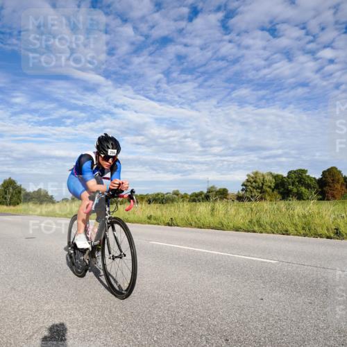 31.08.2025 - Elbe Triathlon Hamburg Michael Burmester http://msf.ph/oto/8660699 31.08.2025 08:52:45 Radfahren 254 meine-sportfotos.de