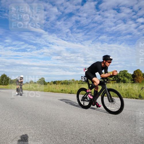 31.08.2025 - Elbe Triathlon Hamburg Michael Burmester http://msf.ph/oto/8660715 31.08.2025 08:53:28 Radfahren 189, 196, 225, 272, 314, 340, 344, 381 meine-sportfotos.de