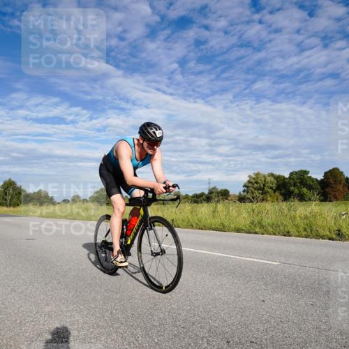 31.08.2025 - Elbe Triathlon Hamburg Michael Burmester http://msf.ph/oto/8660760 31.08.2025 08:54:50 Radfahren 376 meine-sportfotos.de