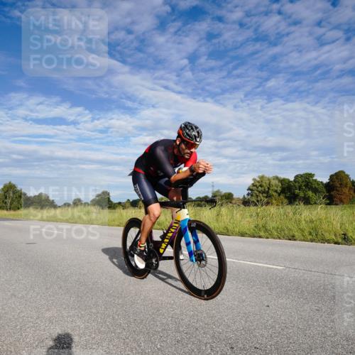 31.08.2025 - Elbe Triathlon Hamburg Michael Burmester http://msf.ph/oto/8660793 31.08.2025 08:55:43 Radfahren 207, 237, 279, 335 meine-sportfotos.de