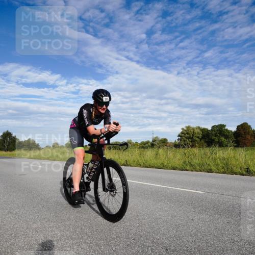 31.08.2025 - Elbe Triathlon Hamburg Michael Burmester http://msf.ph/oto/8660861 31.08.2025 08:57:27 Radfahren 293, 346 meine-sportfotos.de