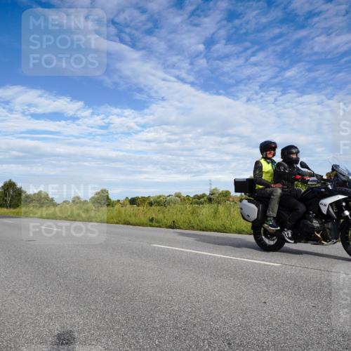 31.08.2025 - Elbe Triathlon Hamburg Michael Burmester http://msf.ph/oto/8660875 31.08.2025 08:57:47 Radfahren  meine-sportfotos.de