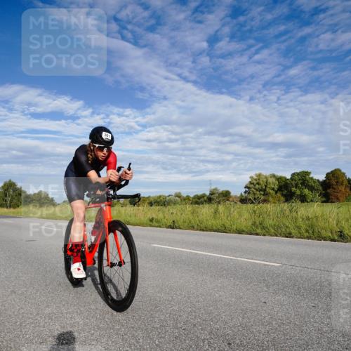 31.08.2025 - Elbe Triathlon Hamburg Michael Burmester http://msf.ph/oto/8660880 31.08.2025 08:58:07 Radfahren 256, 269, 281, 291, 292, 301, 337, 347, 351 meine-sportfotos.de