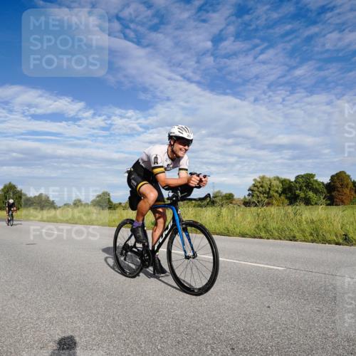 31.08.2025 - Elbe Triathlon Hamburg Michael Burmester http://msf.ph/oto/8660890 31.08.2025 08:58:14 Radfahren 212, 259, 291, 305, 347, 351, 366 meine-sportfotos.de