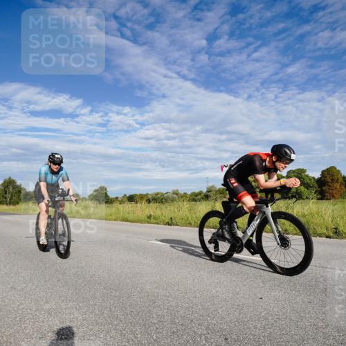31.08.2025 - Elbe Triathlon Hamburg Michael Burmester http://msf.ph/oto/8660894 31.08.2025 08:58:18 Radfahren 212, 259, 305, 366, 385 meine-sportfotos.de