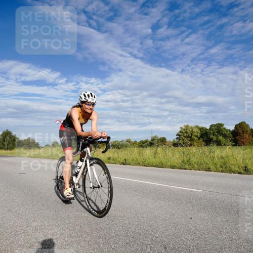 31.08.2025 - Elbe Triathlon Hamburg Michael Burmester http://msf.ph/oto/8660896 31.08.2025 08:58:22 Radfahren 247, 259, 278, 385 meine-sportfotos.de
