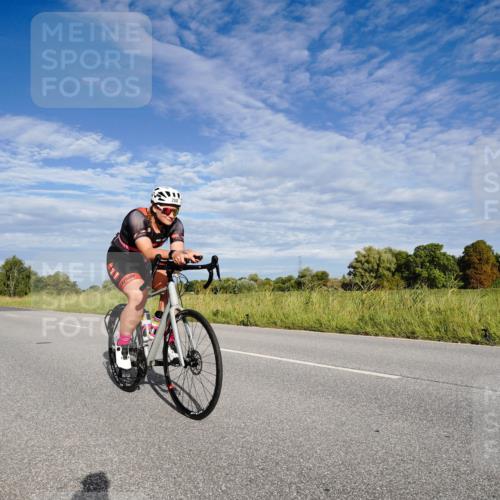 31.08.2025 - Elbe Triathlon Hamburg Michael Burmester http://msf.ph/oto/8660925 31.08.2025 08:58:58 Radfahren 179, 280, 299, 308, 353 meine-sportfotos.de