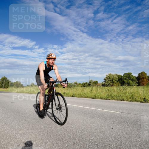 31.08.2025 - Elbe Triathlon Hamburg Michael Burmester http://msf.ph/oto/8660942 31.08.2025 08:59:17 Radfahren 174, 175, 216, 233, 357 meine-sportfotos.de