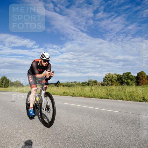 31.08.2025 - Elbe Triathlon Hamburg Michael Burmester http://msf.ph/oto/8660952 31.08.2025 08:59:22 Radfahren 174, 216, 233 meine-sportfotos.de