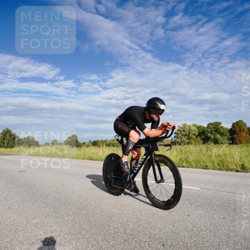 31.08.2025 - Elbe Triathlon Hamburg Michael Burmester http://msf.ph/oto/8660999 31.08.2025 09:00:15 Radfahren 224, 285, 297, 355, 377 meine-sportfotos.de