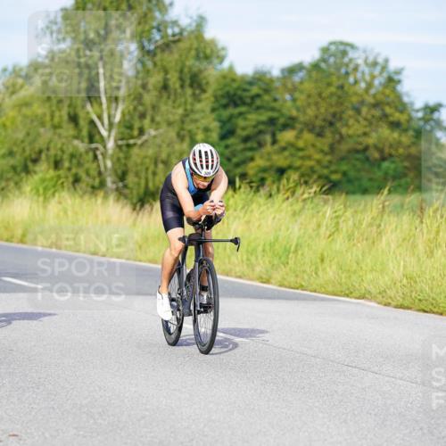 31.08.2025 - Elbe Triathlon Hamburg Michael Burmester http://msf.ph/oto/8661053 31.08.2025 08:57:15 Radfahren 185, 246, 298, 309, 348 meine-sportfotos.de