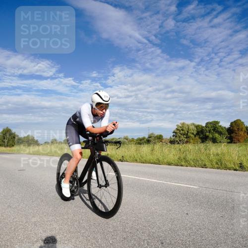 31.08.2025 - Elbe Triathlon Hamburg Michael Burmester http://msf.ph/oto/8661063 31.08.2025 09:01:43 Radfahren 173, 274, 329, 330, 371, 551 meine-sportfotos.de