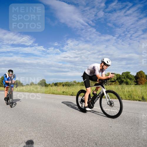 31.08.2025 - Elbe Triathlon Hamburg Michael Burmester http://msf.ph/oto/8661071 31.08.2025 09:01:46 Radfahren 173, 274, 330, 371, 551 meine-sportfotos.de