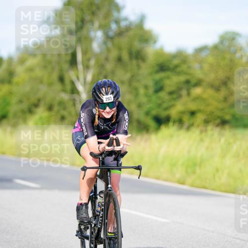 31.08.2025 - Elbe Triathlon Hamburg Michael Burmester http://msf.ph/oto/8661087 31.08.2025 08:57:26 Radfahren 193, 293, 346 meine-sportfotos.de