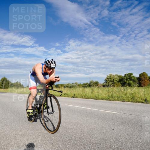 31.08.2025 - Elbe Triathlon Hamburg Michael Burmester http://msf.ph/oto/8661106 31.08.2025 09:02:11 Radfahren 312, 354, 467, 554 meine-sportfotos.de
