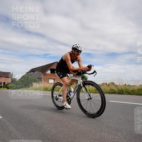 31.08.2025 - Elbe Triathlon Hamburg Michael Burmester http://msf.ph/oto/8661126 31.08.2025 15:56:54 Radfahren  meine-sportfotos.de