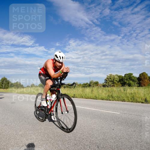 31.08.2025 - Elbe Triathlon Hamburg Michael Burmester http://msf.ph/oto/8661127 31.08.2025 09:02:27 Radfahren 165, 170, 186, 205, 213, 363, 455 meine-sportfotos.de