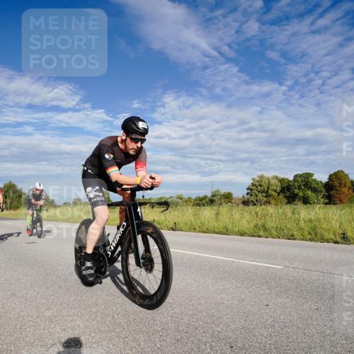 31.08.2025 - Elbe Triathlon Hamburg Michael Burmester http://msf.ph/oto/8661132 31.08.2025 09:02:28 Radfahren 165, 170, 186, 205, 213, 363, 455 meine-sportfotos.de