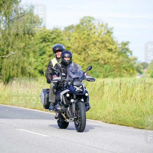 31.08.2025 - Elbe Triathlon Hamburg Michael Burmester http://msf.ph/oto/8661143 31.08.2025 08:57:46 Radfahren 266, 324 meine-sportfotos.de