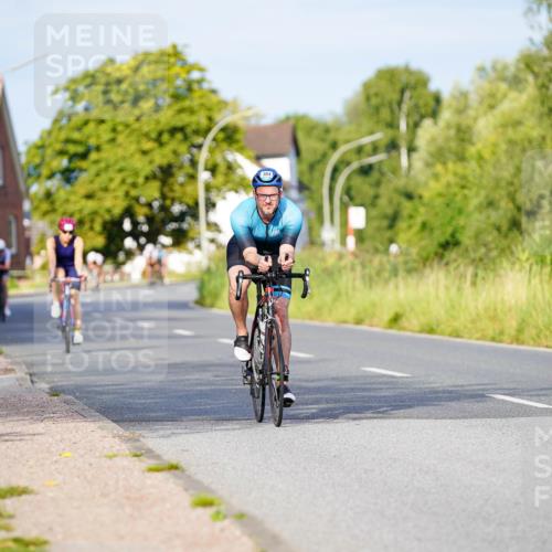 31.08.2025 - Elbe Triathlon Hamburg Michael Burmester http://msf.ph/oto/8661147 31.08.2025 08:57:59 Radfahren 256, 301, 384 meine-sportfotos.de