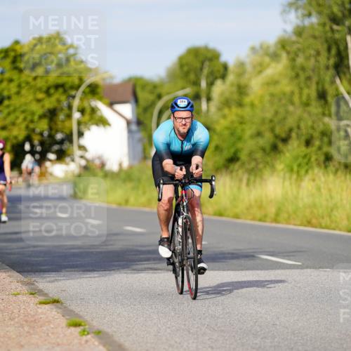 31.08.2025 - Elbe Triathlon Hamburg Michael Burmester http://msf.ph/oto/8661149 31.08.2025 08:58:00 Radfahren 256, 301, 384 meine-sportfotos.de