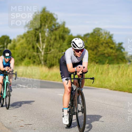 31.08.2025 - Elbe Triathlon Hamburg Michael Burmester http://msf.ph/oto/8661176 31.08.2025 08:58:08 Radfahren 269, 281, 291, 292, 301, 337, 347, 351 meine-sportfotos.de