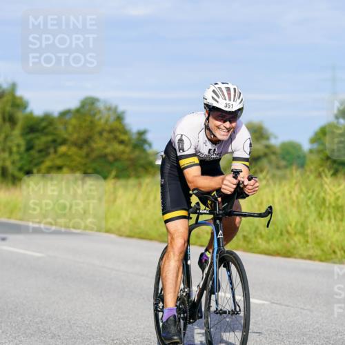 31.08.2025 - Elbe Triathlon Hamburg Michael Burmester http://msf.ph/oto/8661208 31.08.2025 08:58:14 Radfahren 212, 259, 291, 305, 347, 351, 366 meine-sportfotos.de