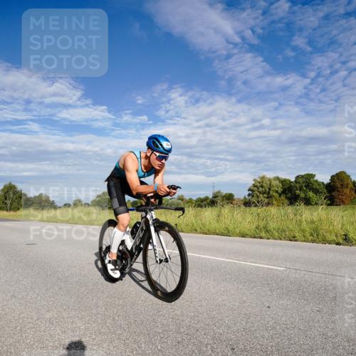 31.08.2025 - Elbe Triathlon Hamburg Michael Burmester http://msf.ph/oto/8661226 31.08.2025 09:04:23 Radfahren 250, 382 meine-sportfotos.de